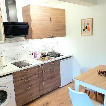 Appartement Cosy Entier, Parking Gratuit Dans La Rue Dijon Exterior foto